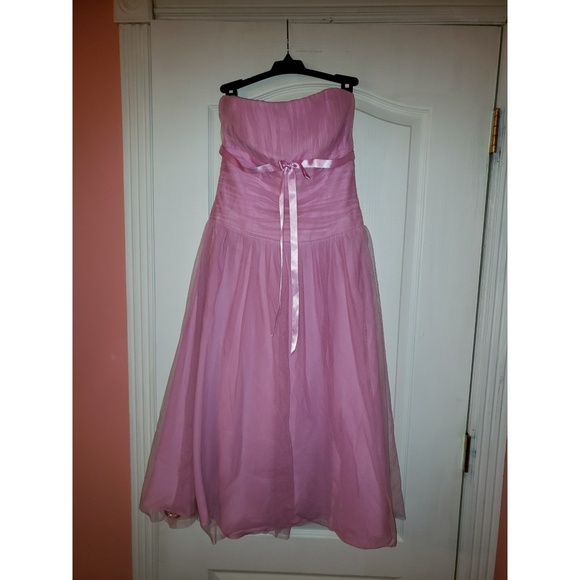 B2 Dresses & Skirts - Strapless B2 Pink Event Dress